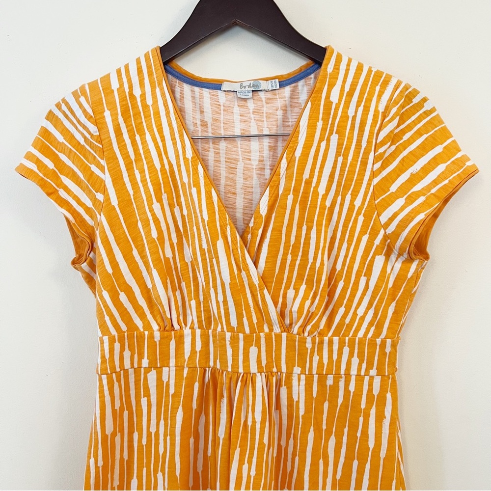 Boden Casual Jersey Day Dress Orange White Geo Stripe Wrap V-neck Front 8R - Picture 3 of 9